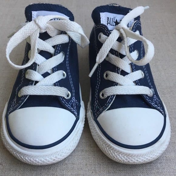 Converse Unisex US 9 Navy Blue Lace-Up Sneakers - Picture 2 of 8